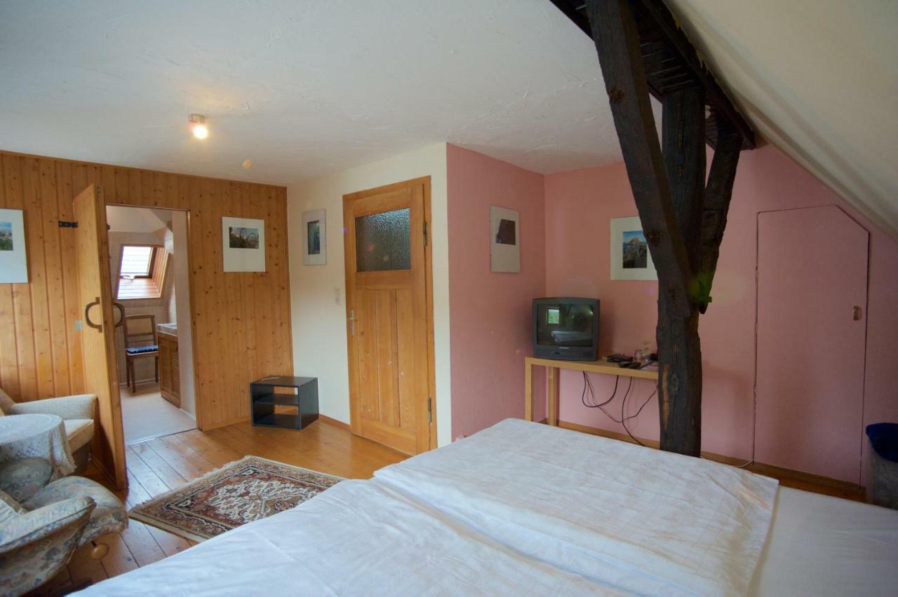 Pension Altes Pfarrhaus Helmarshausen Bagian luar foto